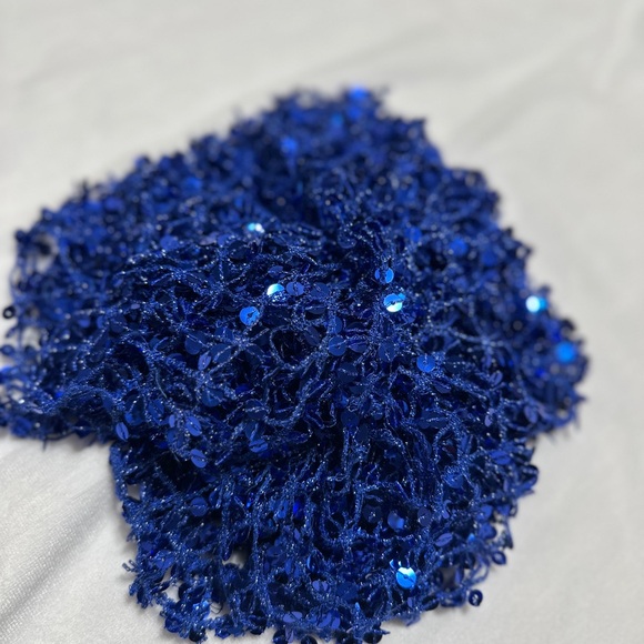 Sequins scarf - Picture 6 of 11